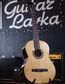 Классическая гитара Yamaha C40 4/4