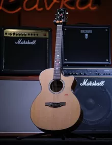 Трансакустическая гитара Yamaha LL-TA BROWN SUNBURST