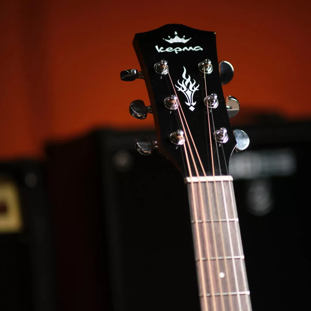 Трансакустическая гитара Kepma EACE OS1 Black Gloss